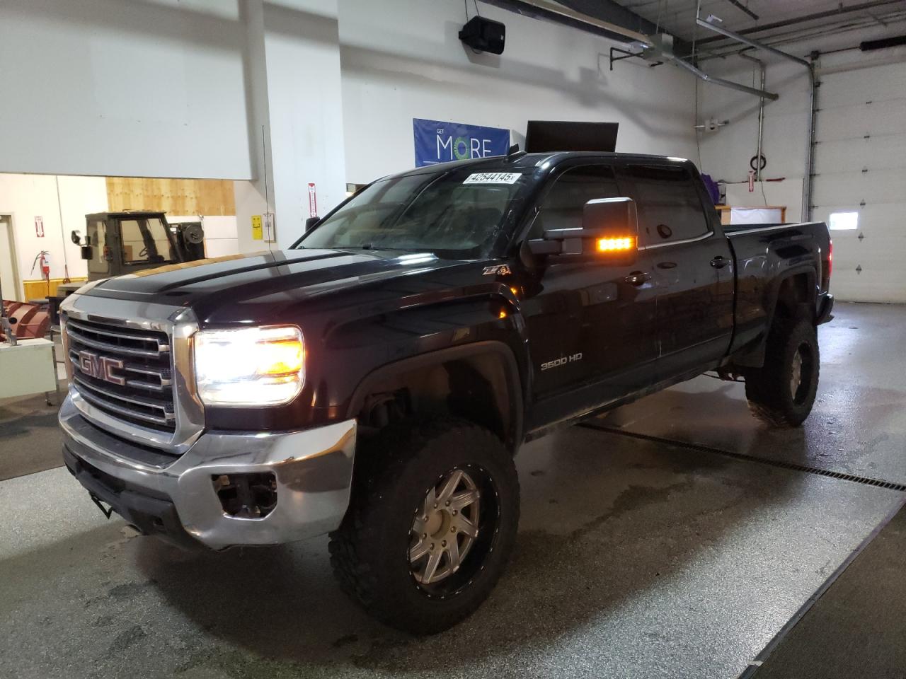 2018 GMC Sierra - Image 1