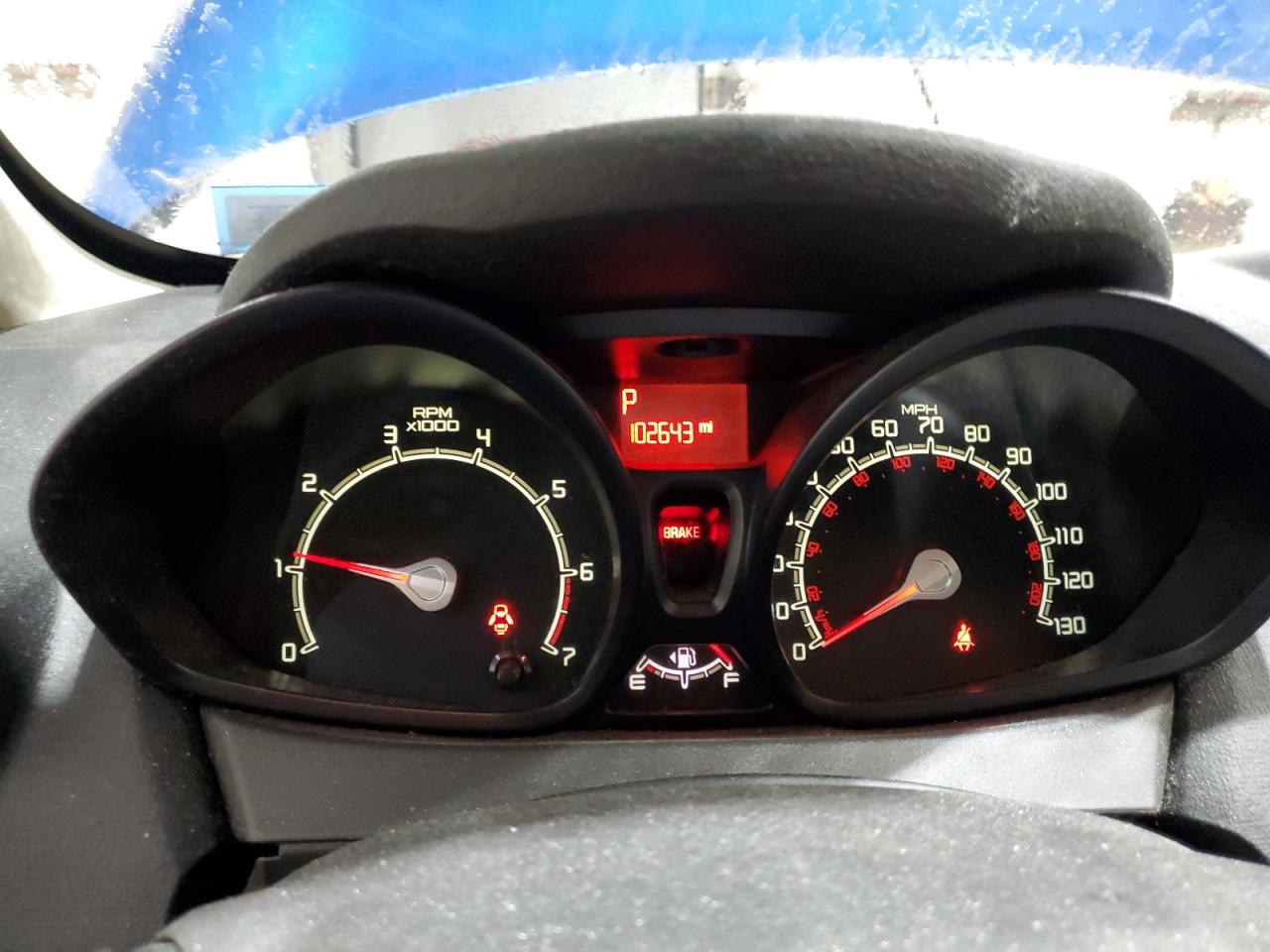 2011 Ford Fiesta - Image 9