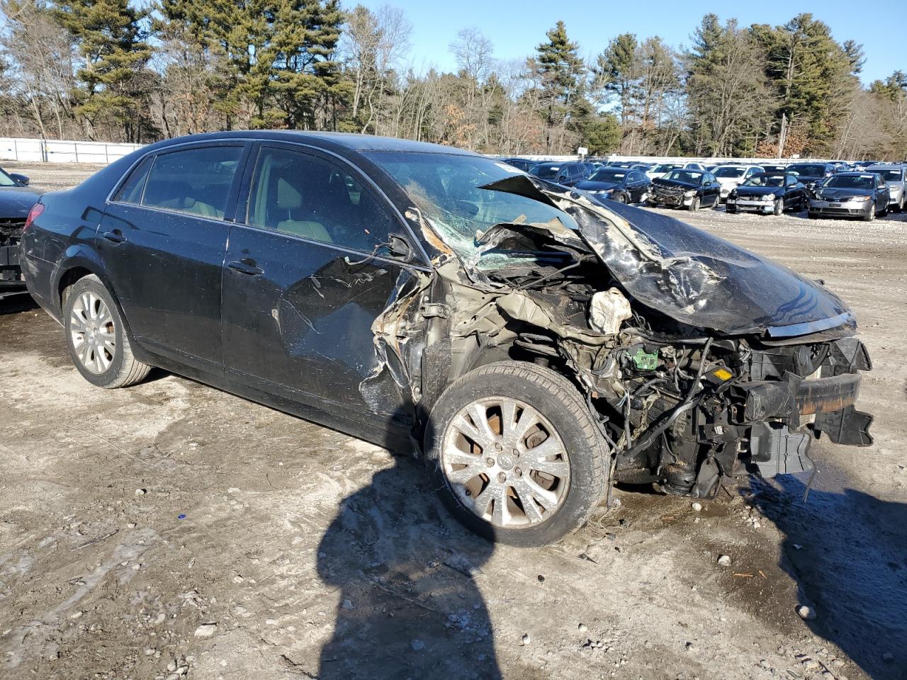 2010 Toyota Avalon - Image 4