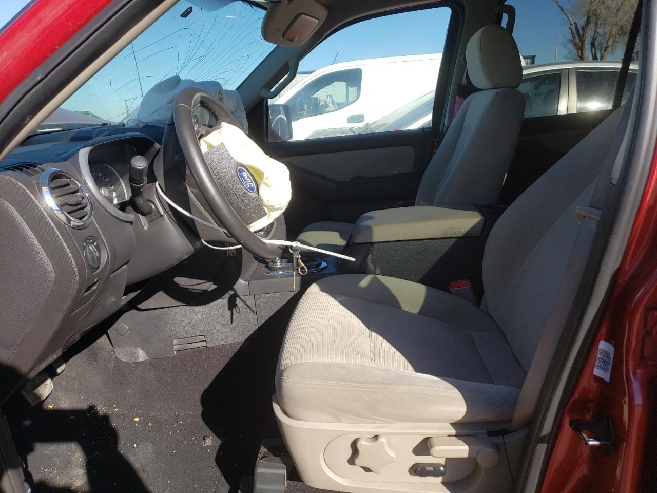 2008 Ford Explorer - Image 7