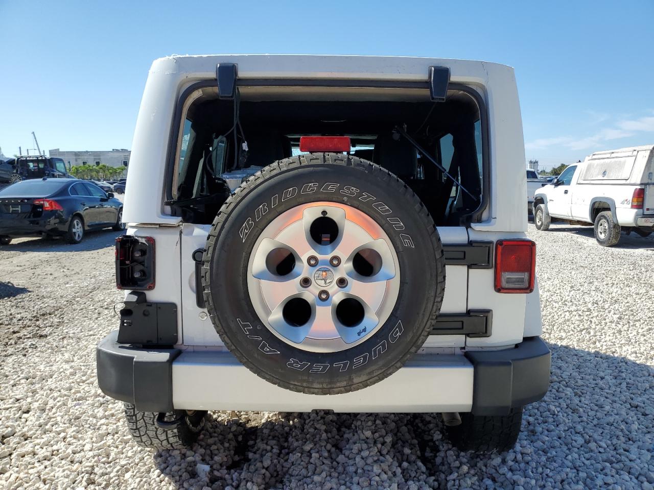 2015 Jeep Wrangler - Image 6