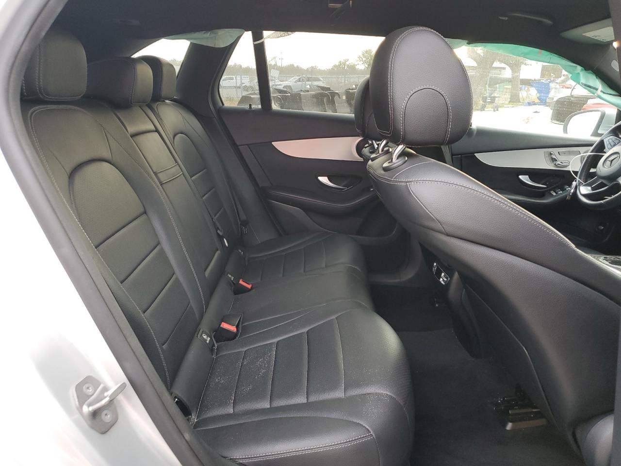 2019 Mercedes-Benz GLC - Image 11