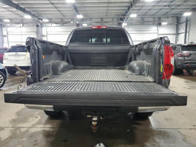  TOYOTA TUNDRA 2015 Серый