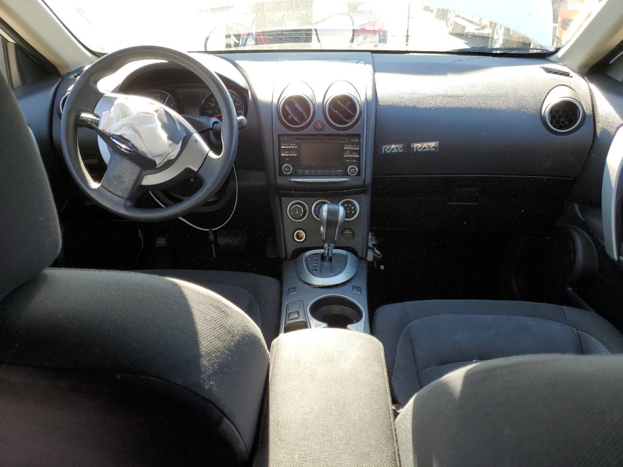 2014 Nissan Rogue - Image 8