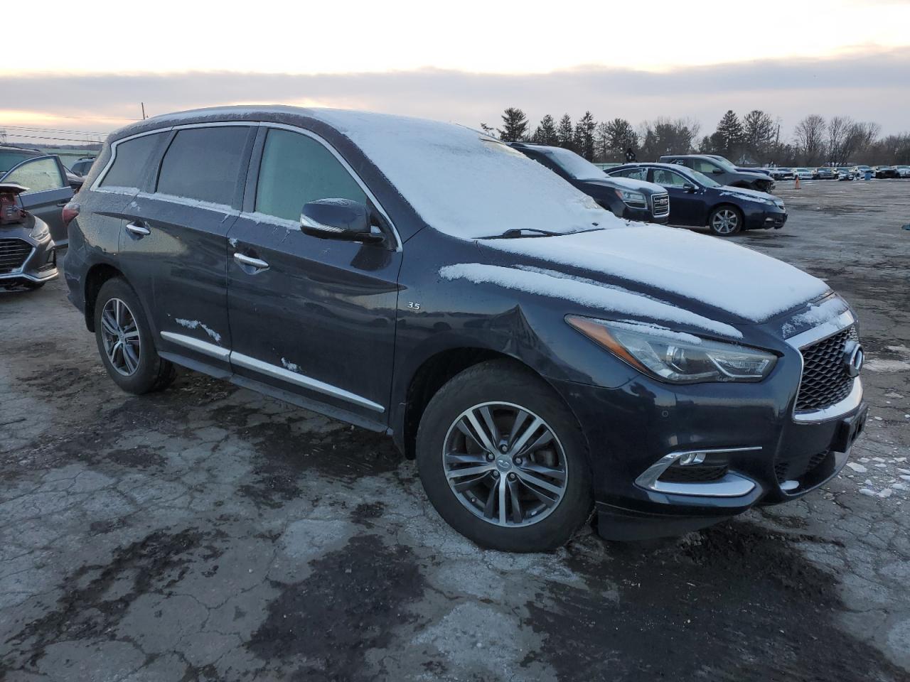 2019 Infiniti QX60 - Image 4