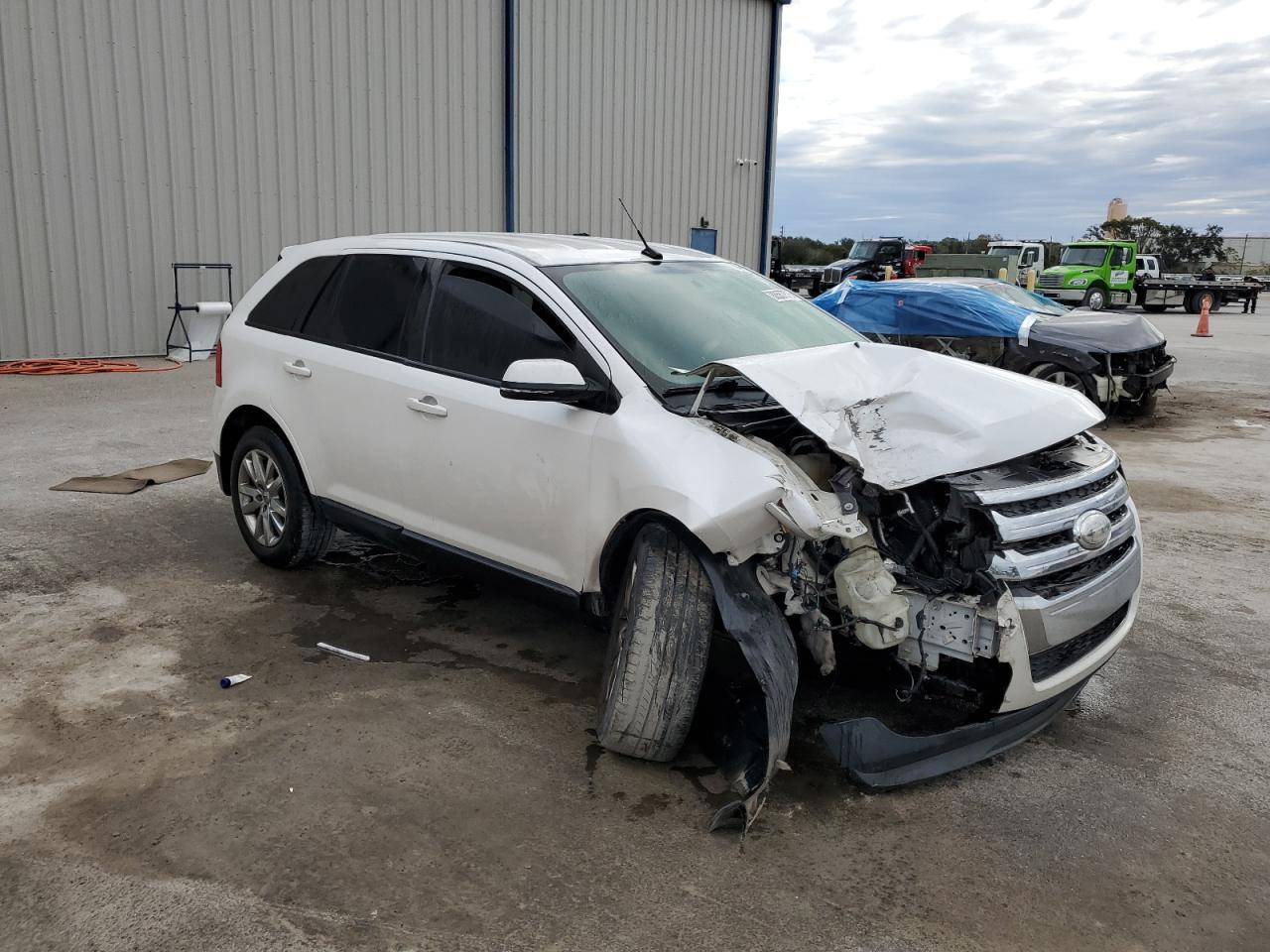 2014 Ford Edge - Image 4