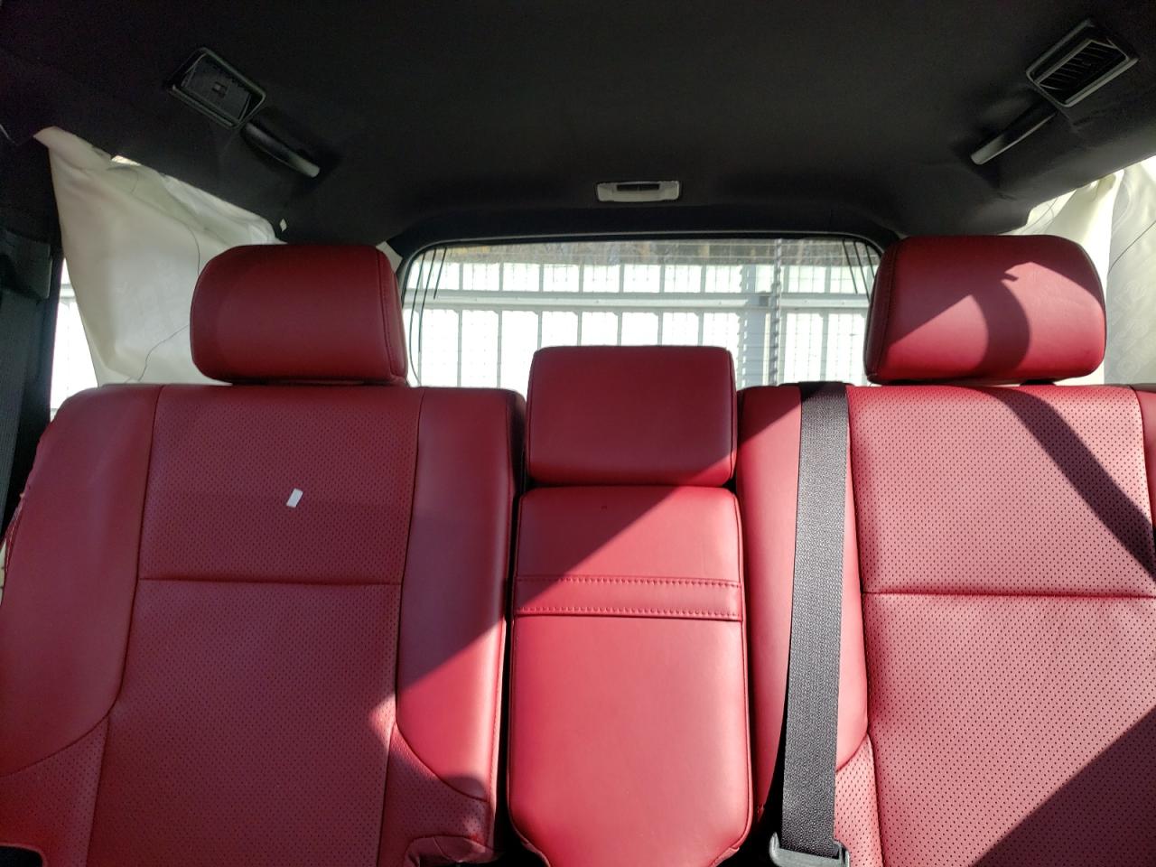 2023 Lexus GX - Image 10