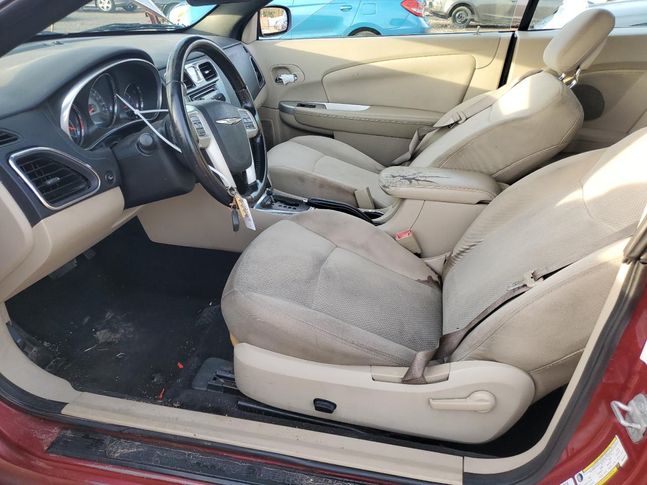 2013 Chrysler 200 - Image 7