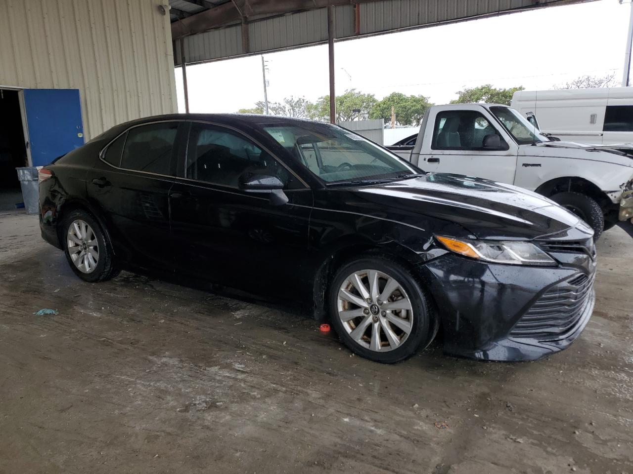 2020 Toyota Camry - Image 4