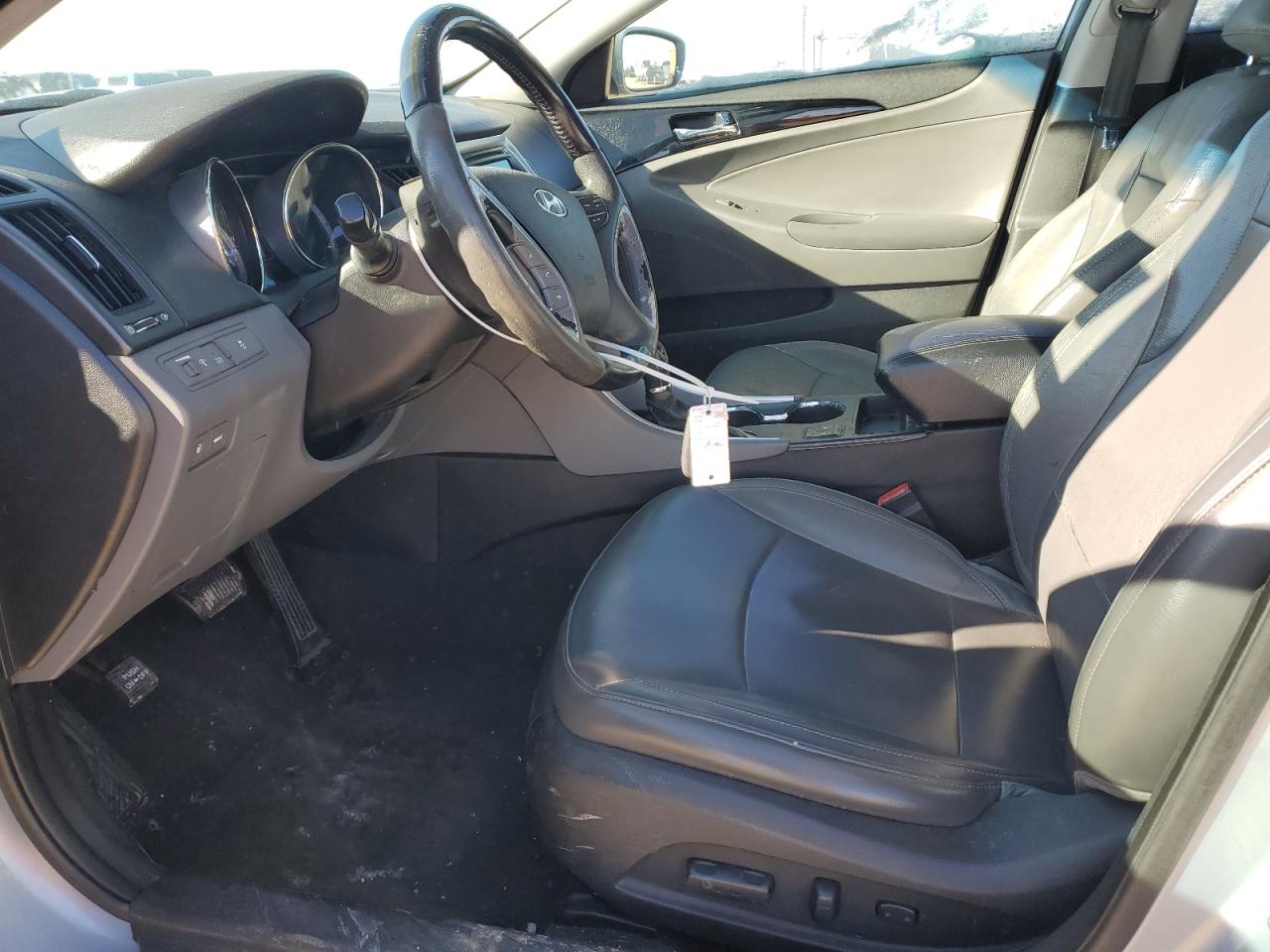 2013 Hyundai Sonata - Image 7