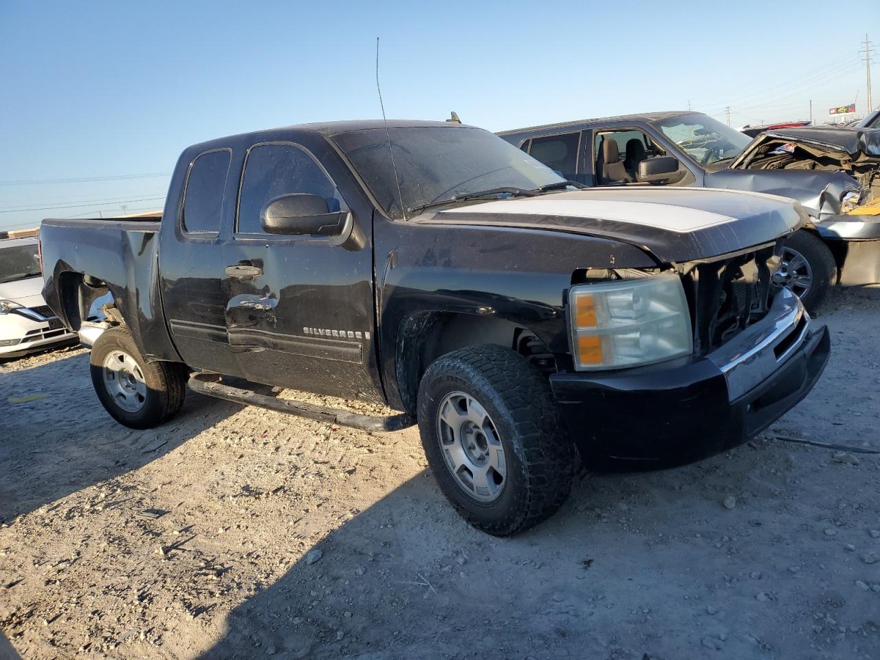 2009 Chevrolet Silverado - Image 4