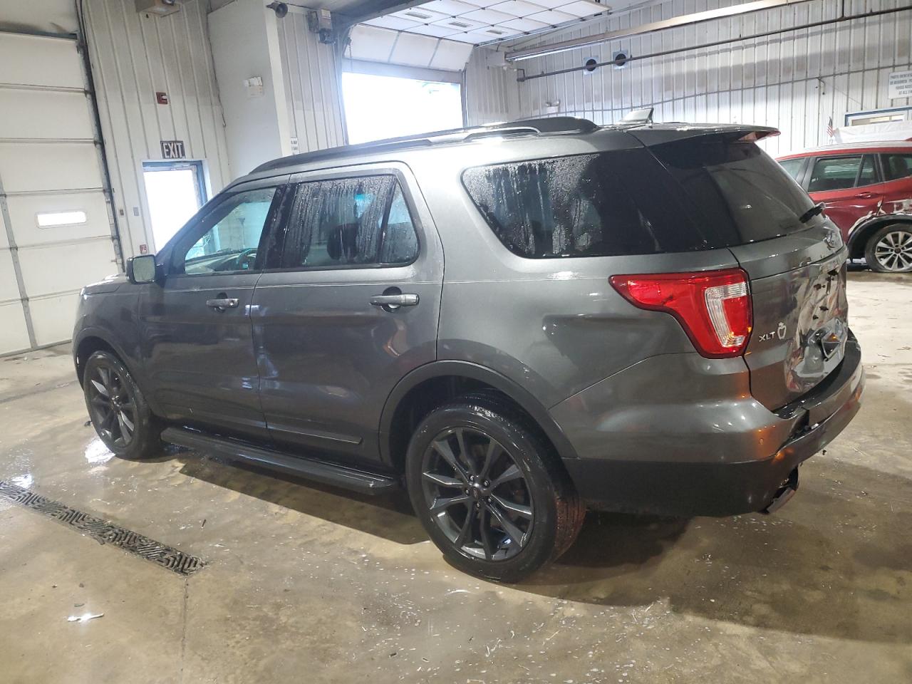 1FM5K8D83HGB26799 2017 FORD EXPLORER - Image 2