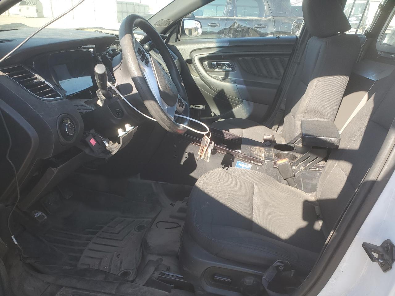 2019 Ford Taurus - Image 7