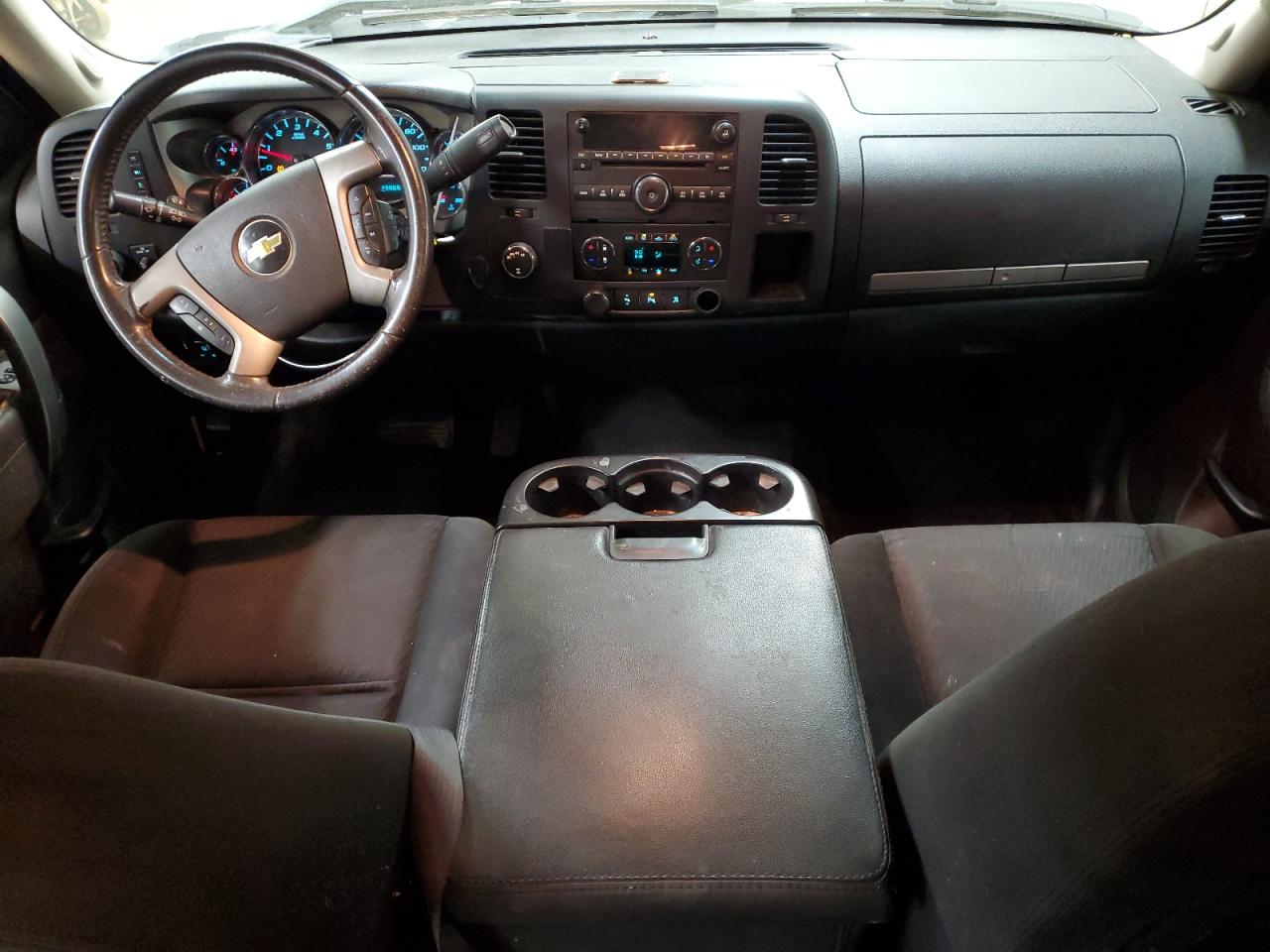 2011 Chevrolet Silverado - Image 8