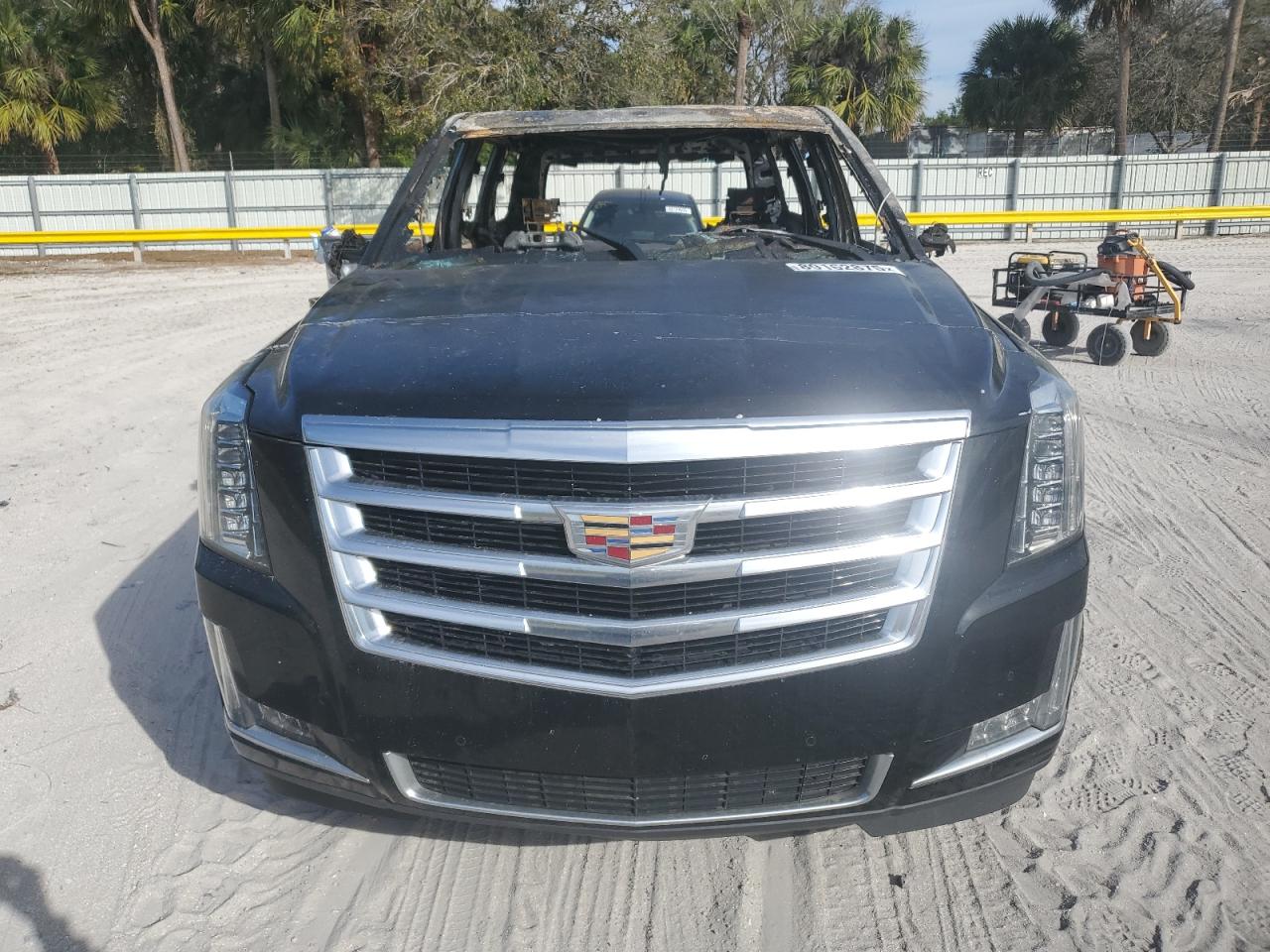 2017 Cadillac Escalade - Image 5