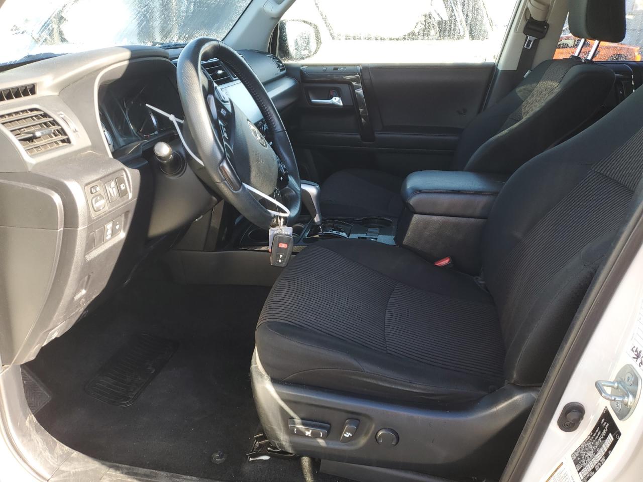2022 Toyota 4Runner - Image 7