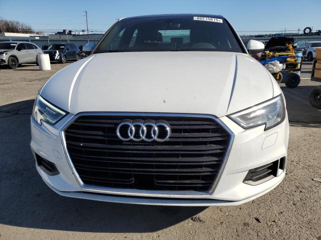  AUDI A3 2019 Белы
