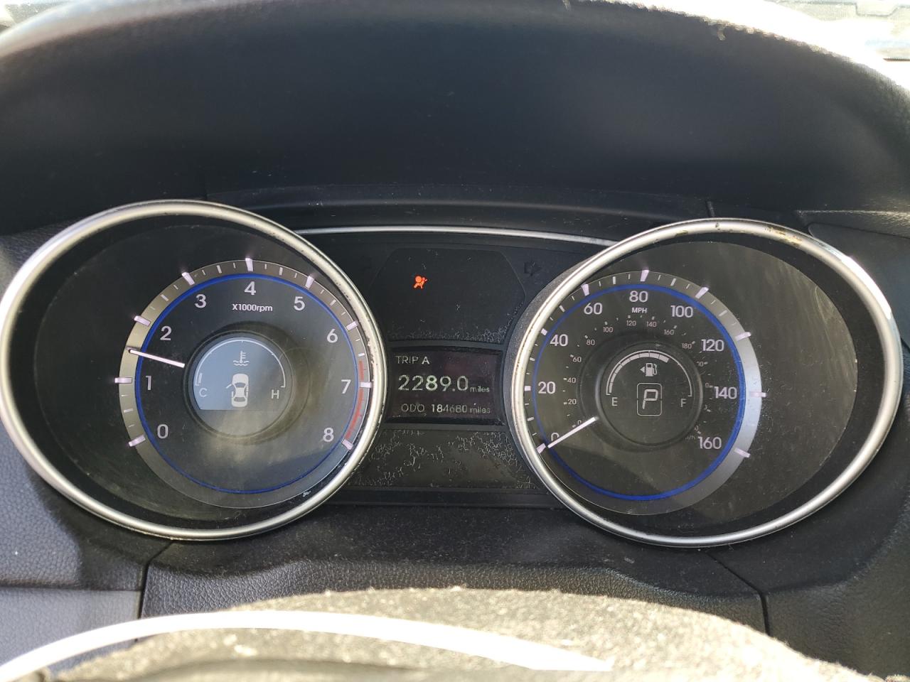 2011 Hyundai Sonata - Image 9