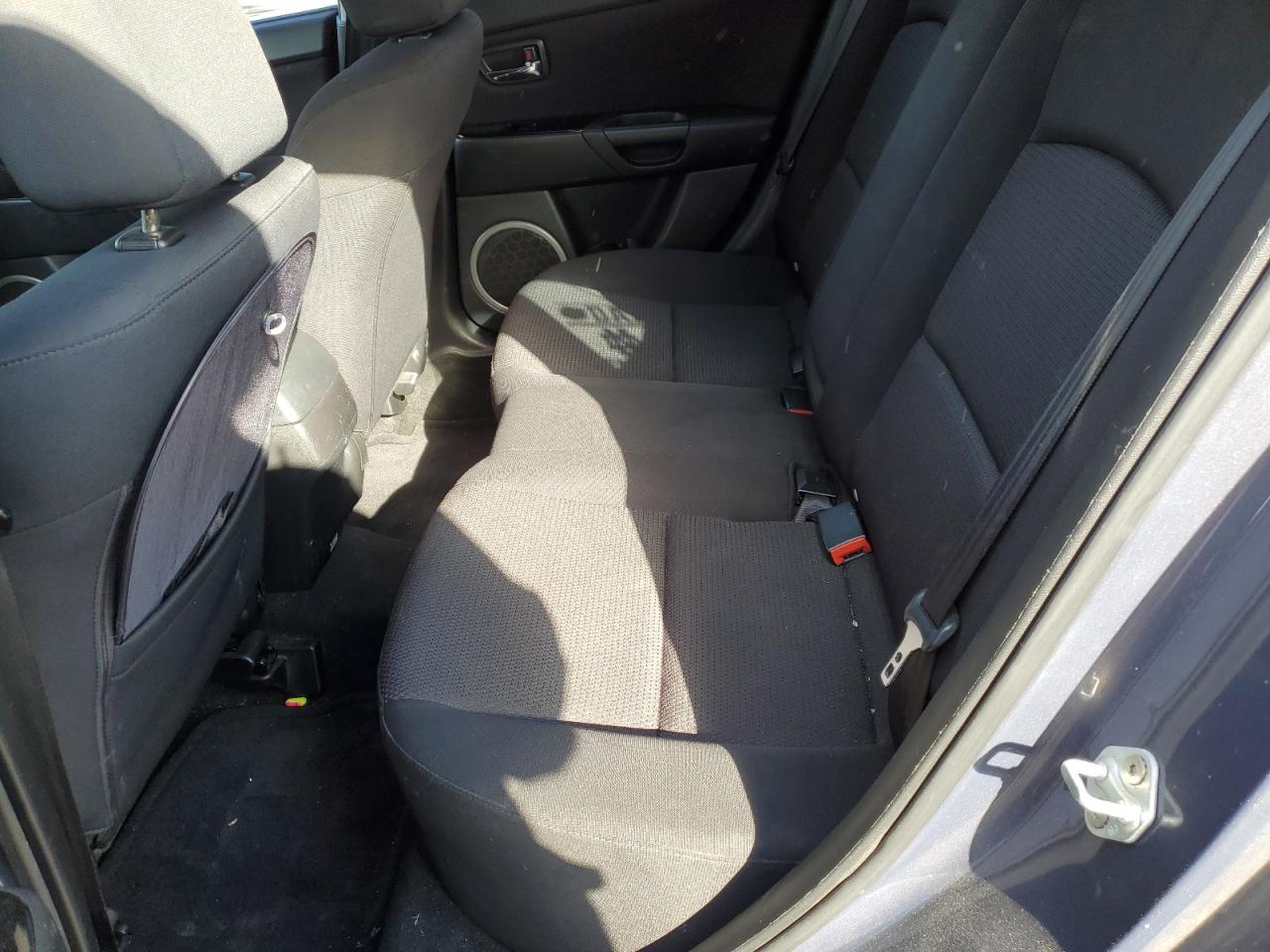2009 Mazda 3 - Image 10