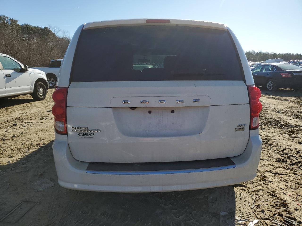 2014 Dodge Caravan - Image 6
