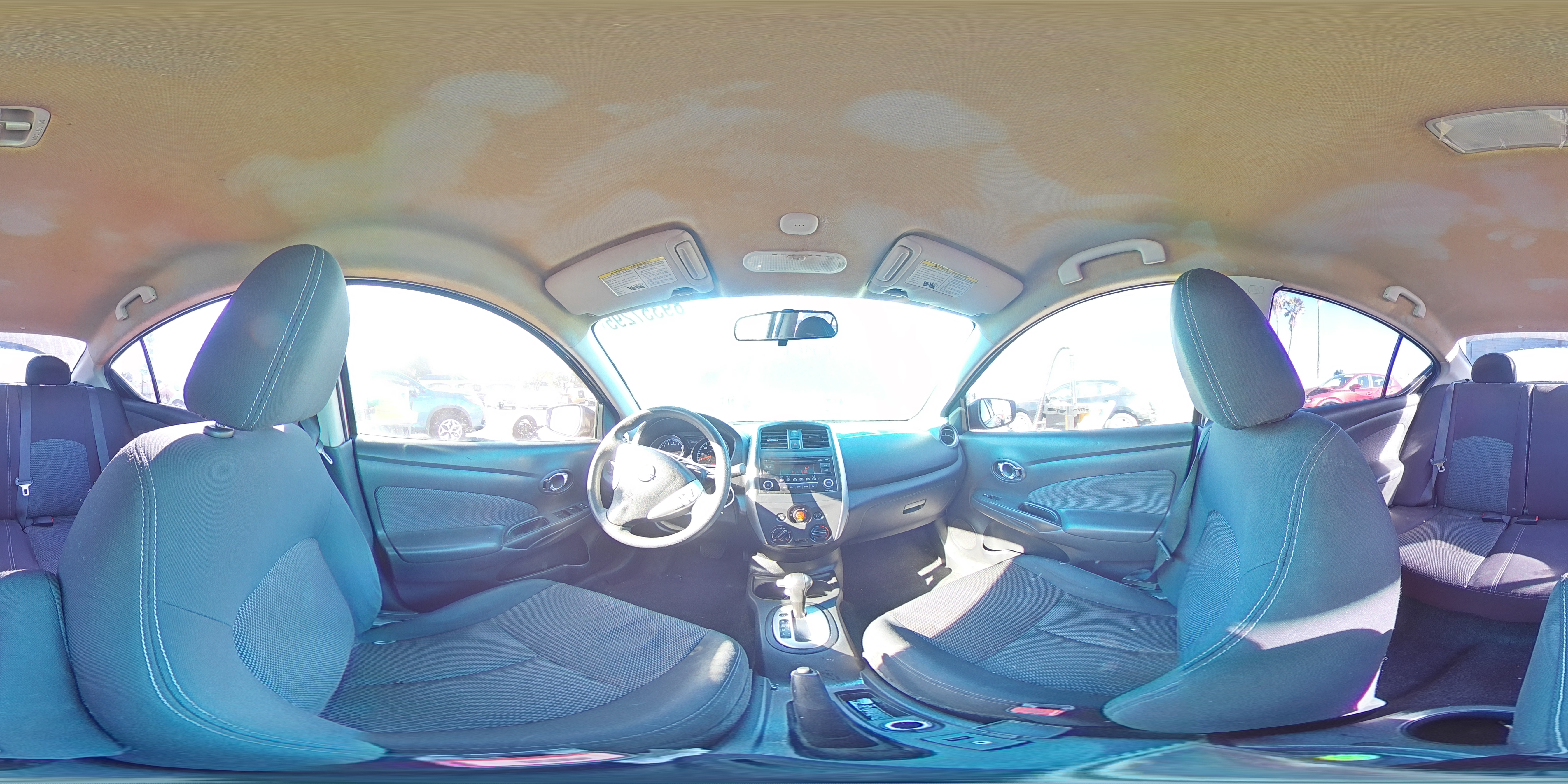 2016 Nissan Versa - Image 13