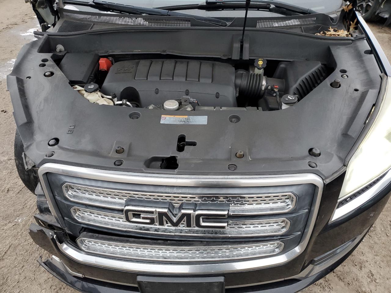 2015 GMC Acadia - Image 12