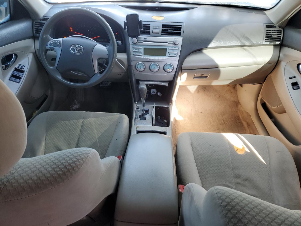 2009 Toyota Camry - Image 8