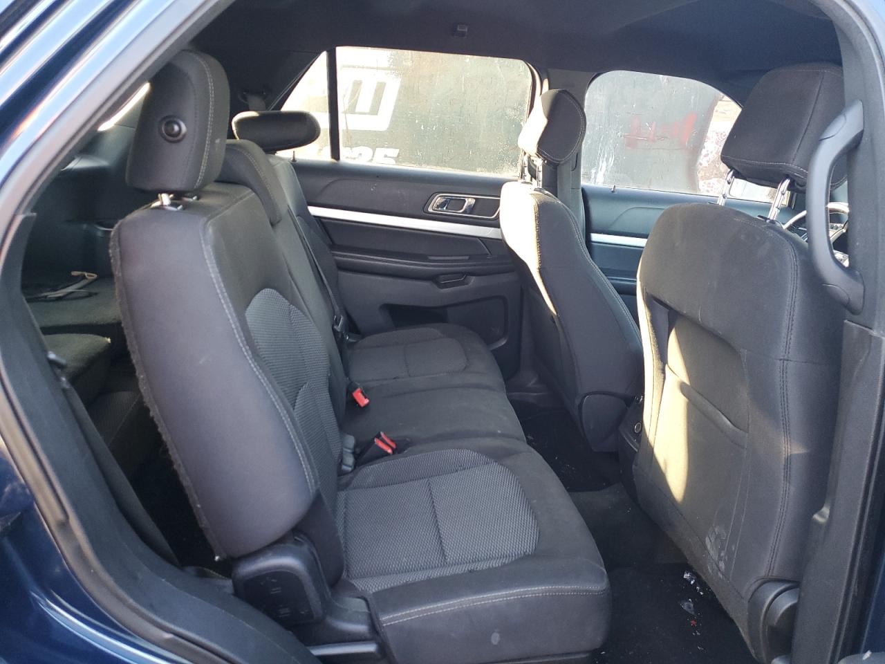 2016 Ford Explorer - Image 10