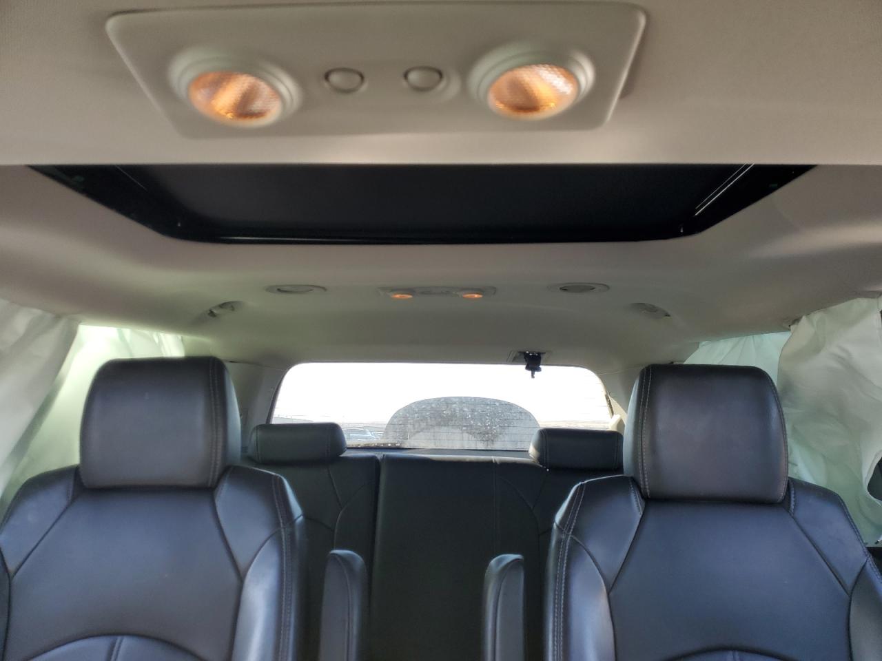 2013 GMC Acadia - Image 10