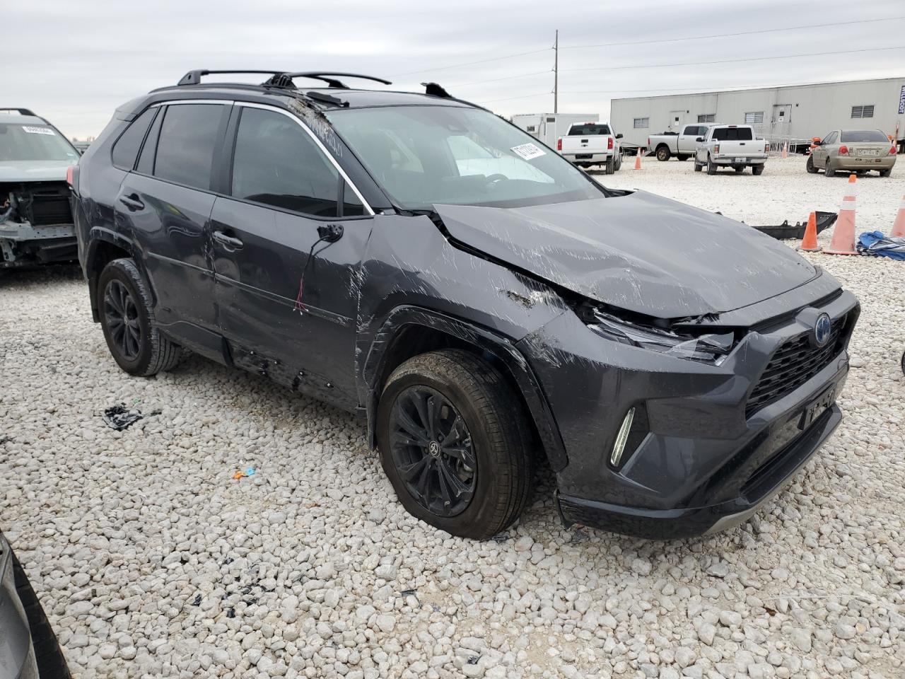 2024 Toyota RAV 4 - Image 4