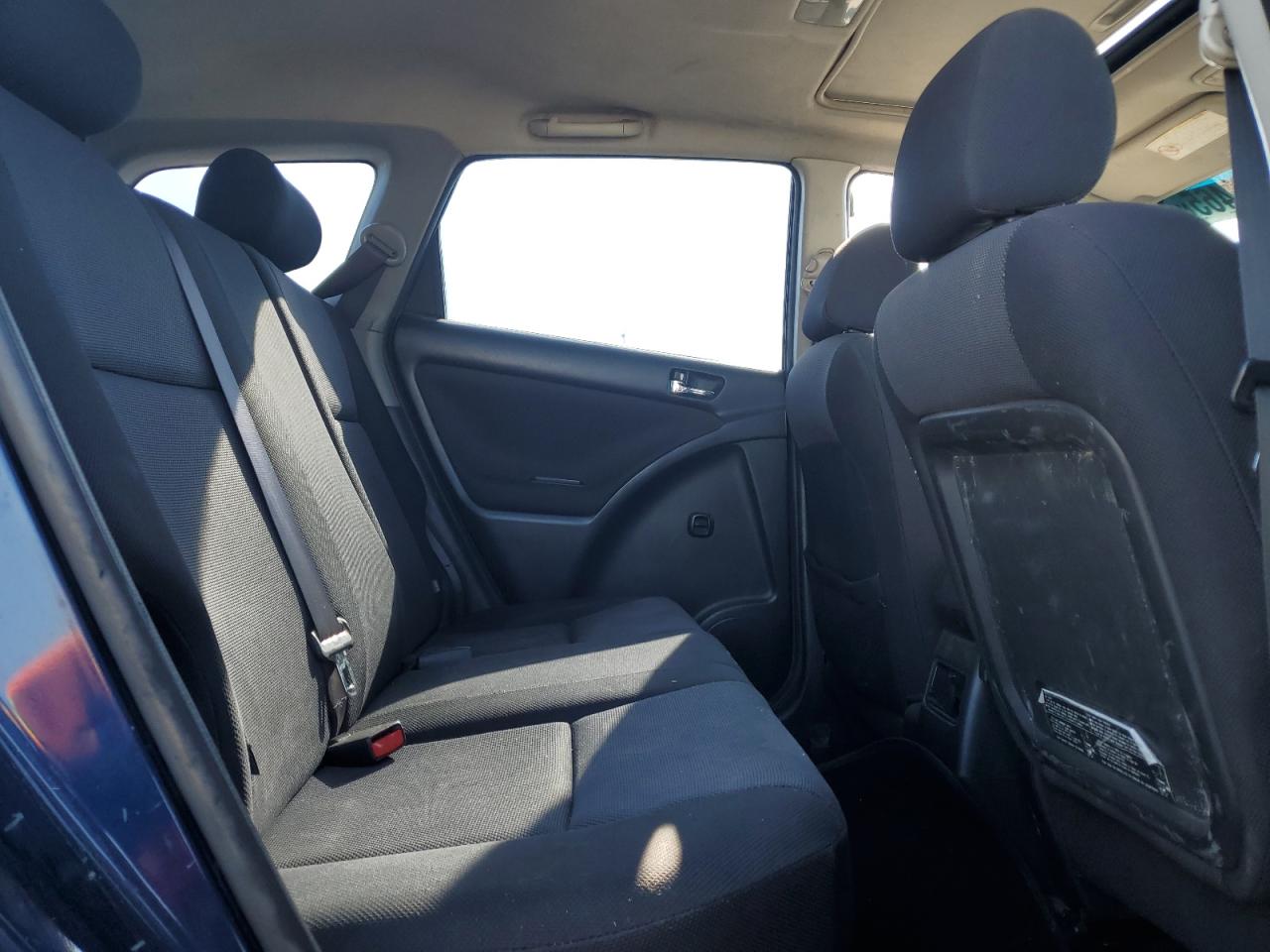 2004 Toyota Corolla - Image 10