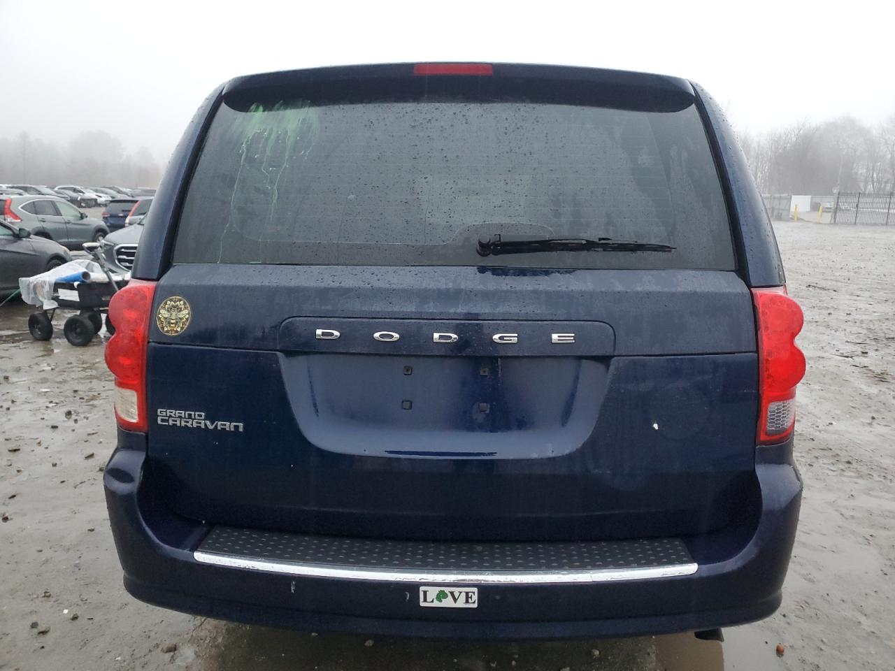 2014 Dodge Caravan - Image 6