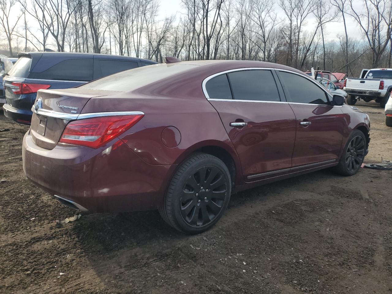 VIN 1G4GC5G34GF192397 2016 BUICK LACROSSE no.3