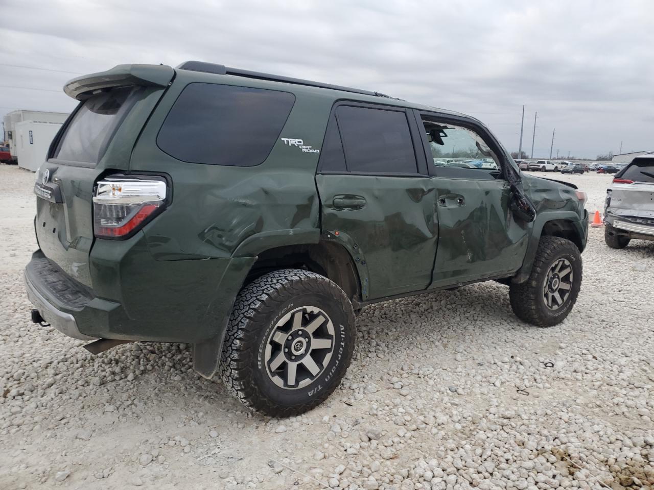 2022 Toyota 4Runner - Image 3