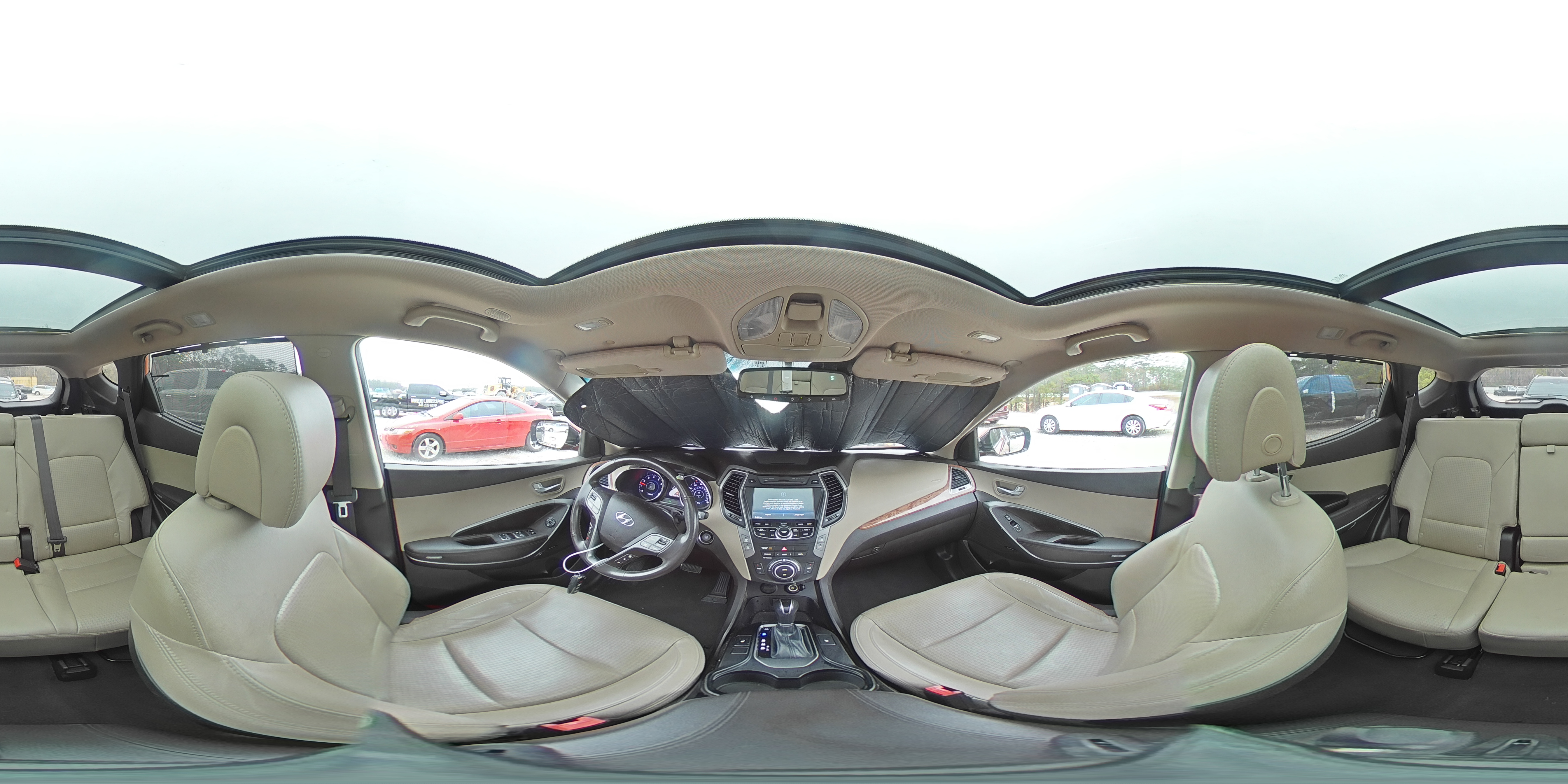 2013 Hyundai Santa Fe - Image 16