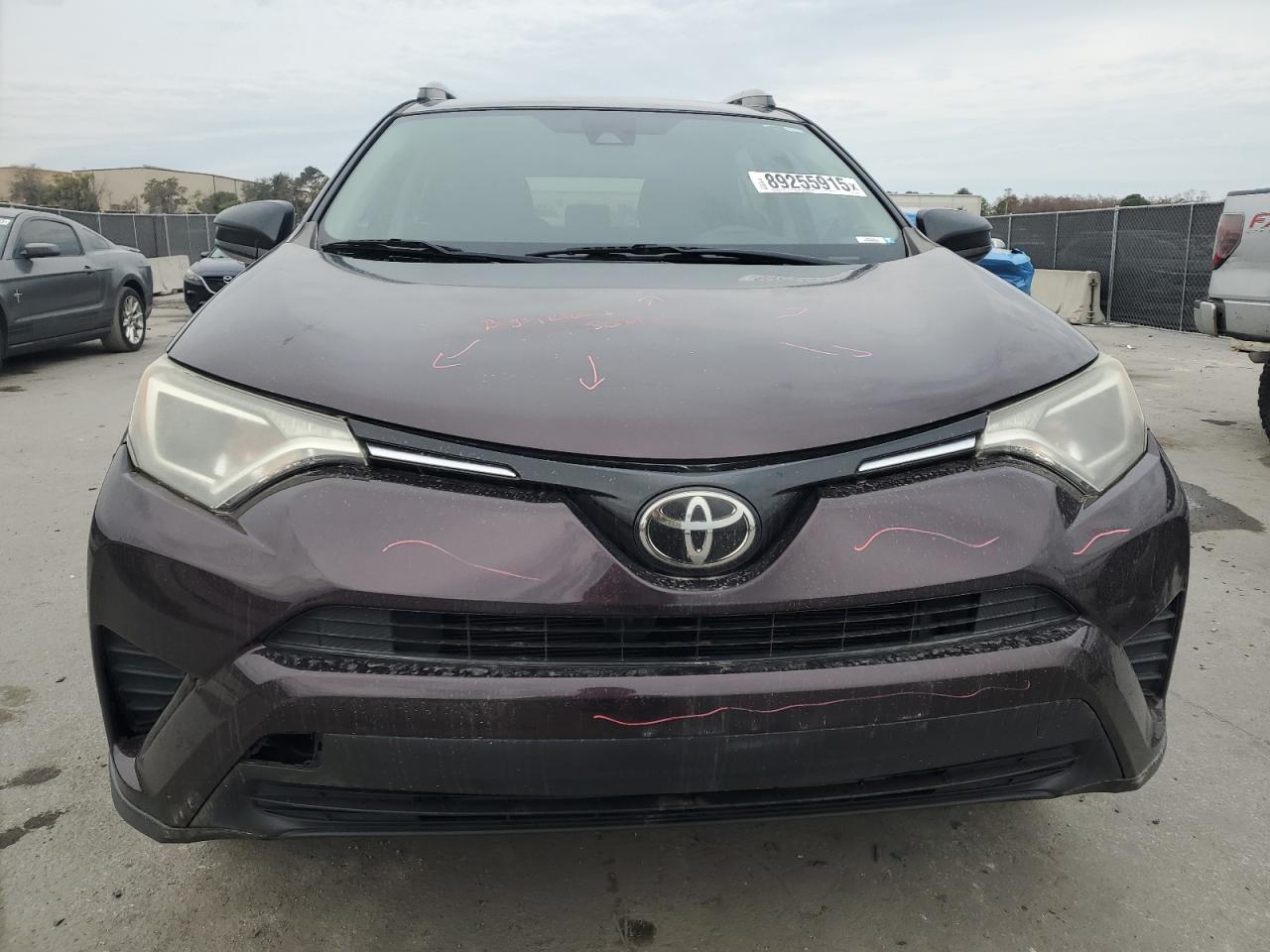 2017 Toyota RAV 4 - Image 5
