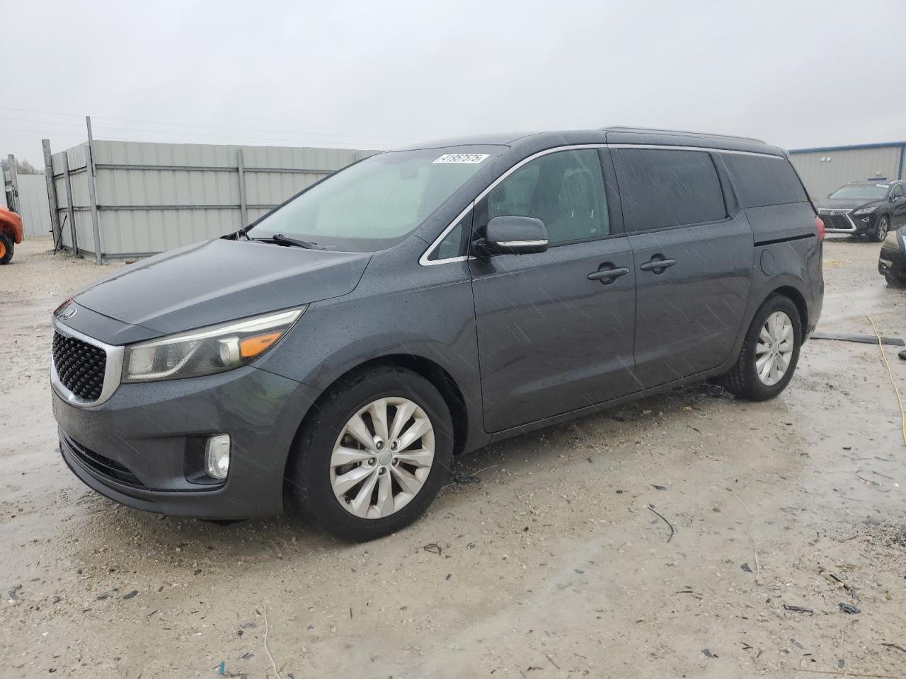 2016 Kia Sedona - Image 1