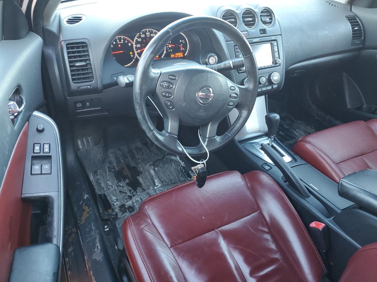 2011 Nissan Altima - Image 8