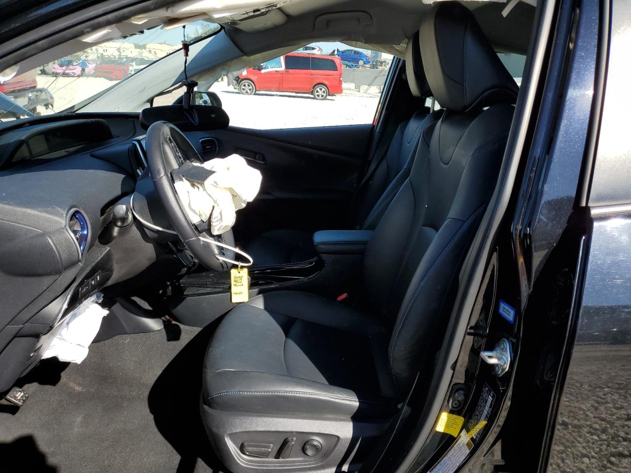 2019 Toyota Prius - Image 7