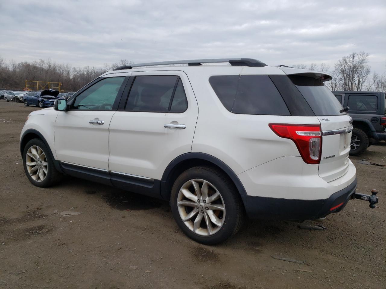 2013 Ford Explorer - Image 2