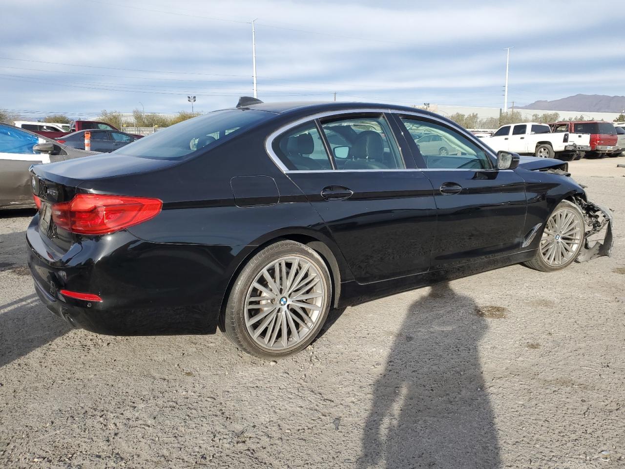 VIN WBAJA5C59KG900540 2019 BMW 5 SERIES no.3