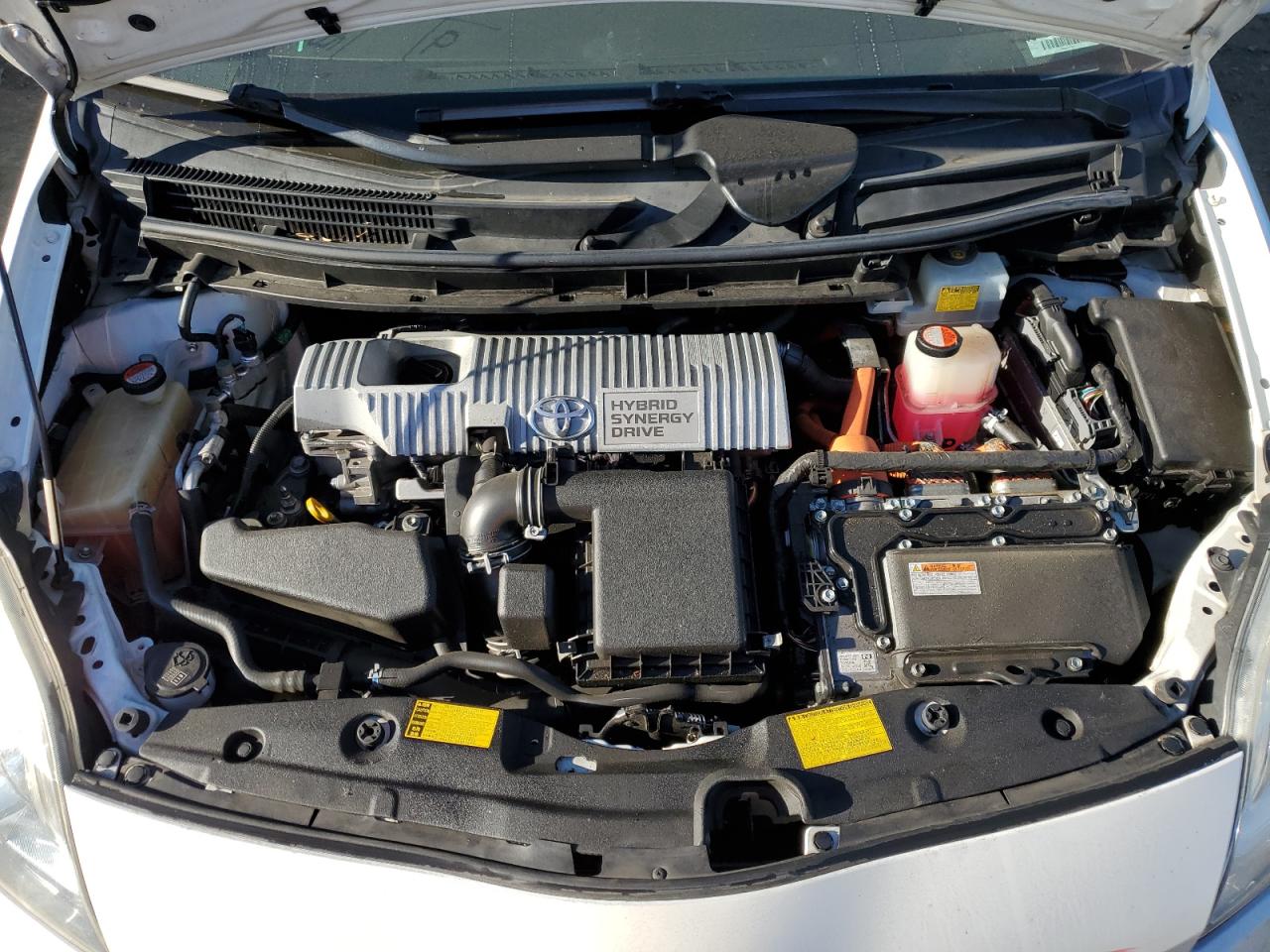2015 Toyota Prius - Image 11