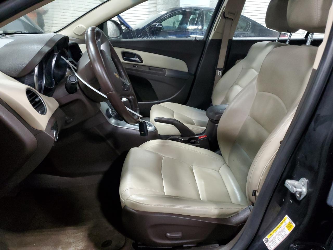 2012 Chevrolet Cruze - Image 7