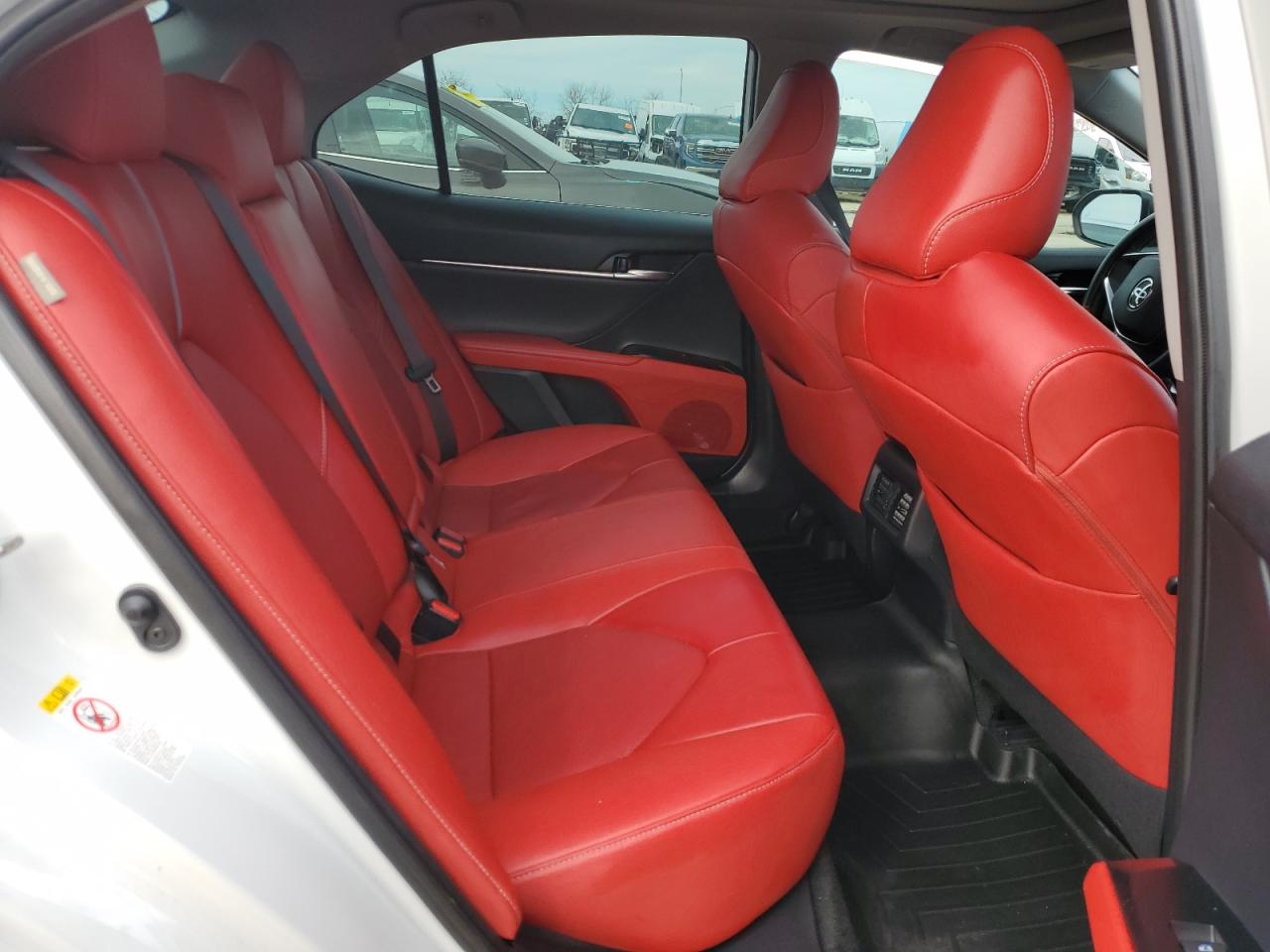 2019 Toyota Camry - Image 10