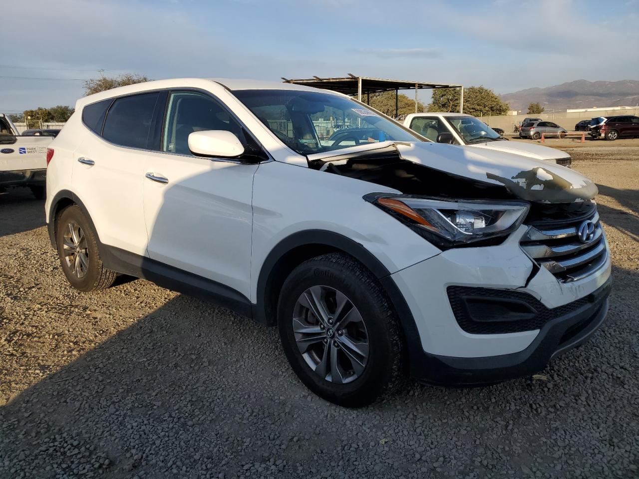 2014 Hyundai Santa Fe - Image 4
