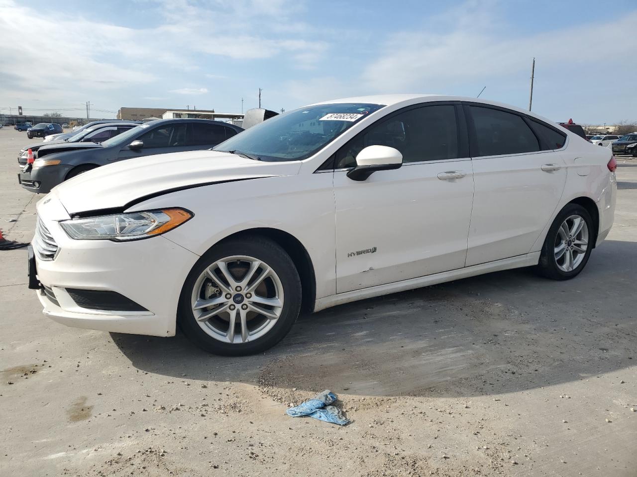 VIN 3FA6P0LU8JR250629 2018 FORD FUSION no.1