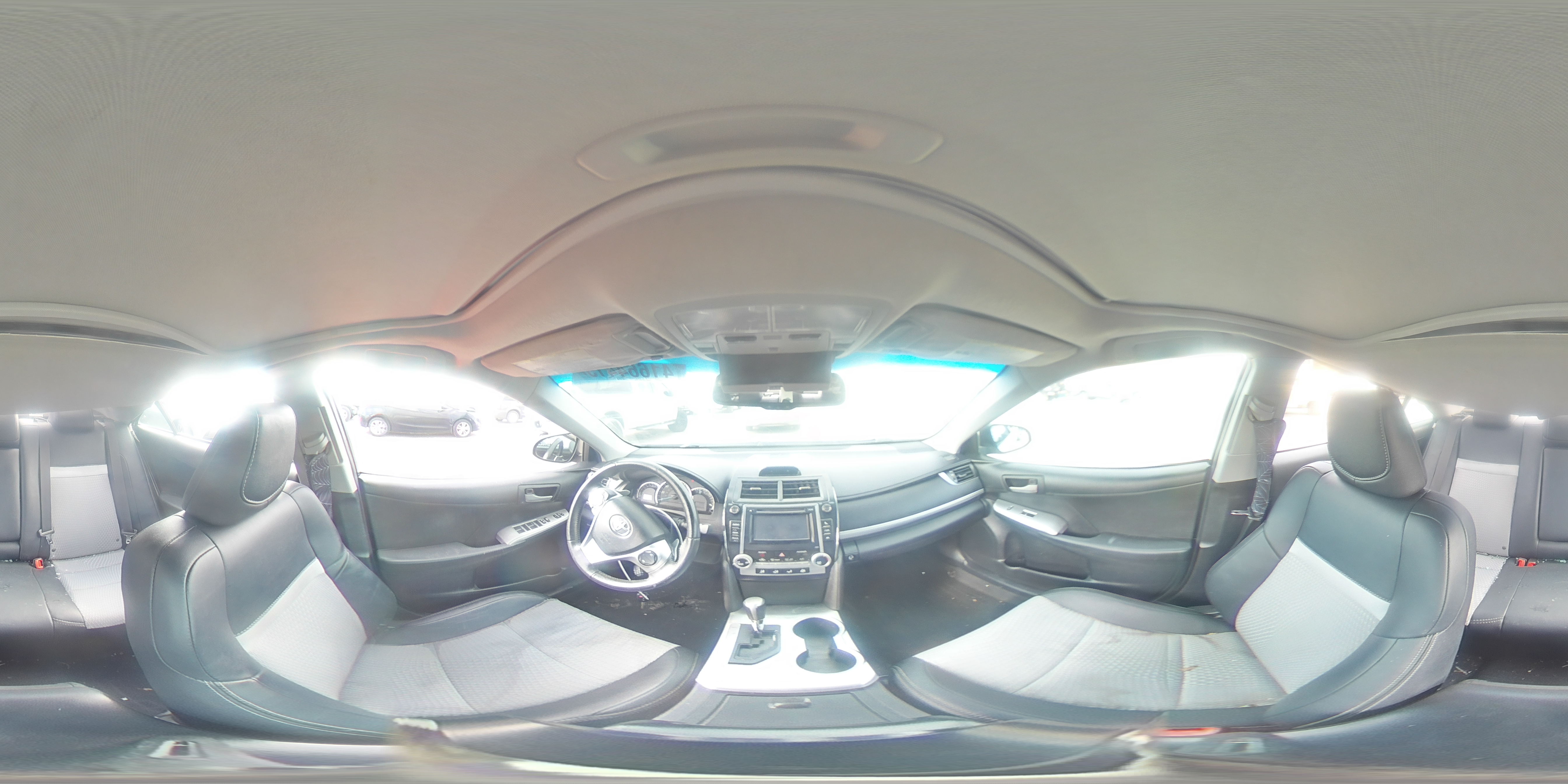 2012 Toyota Camry - Image 13