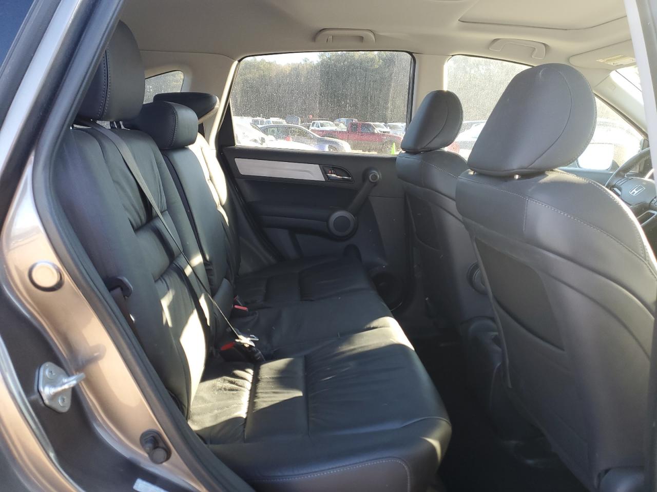 2010 Honda CR-V - Image 12