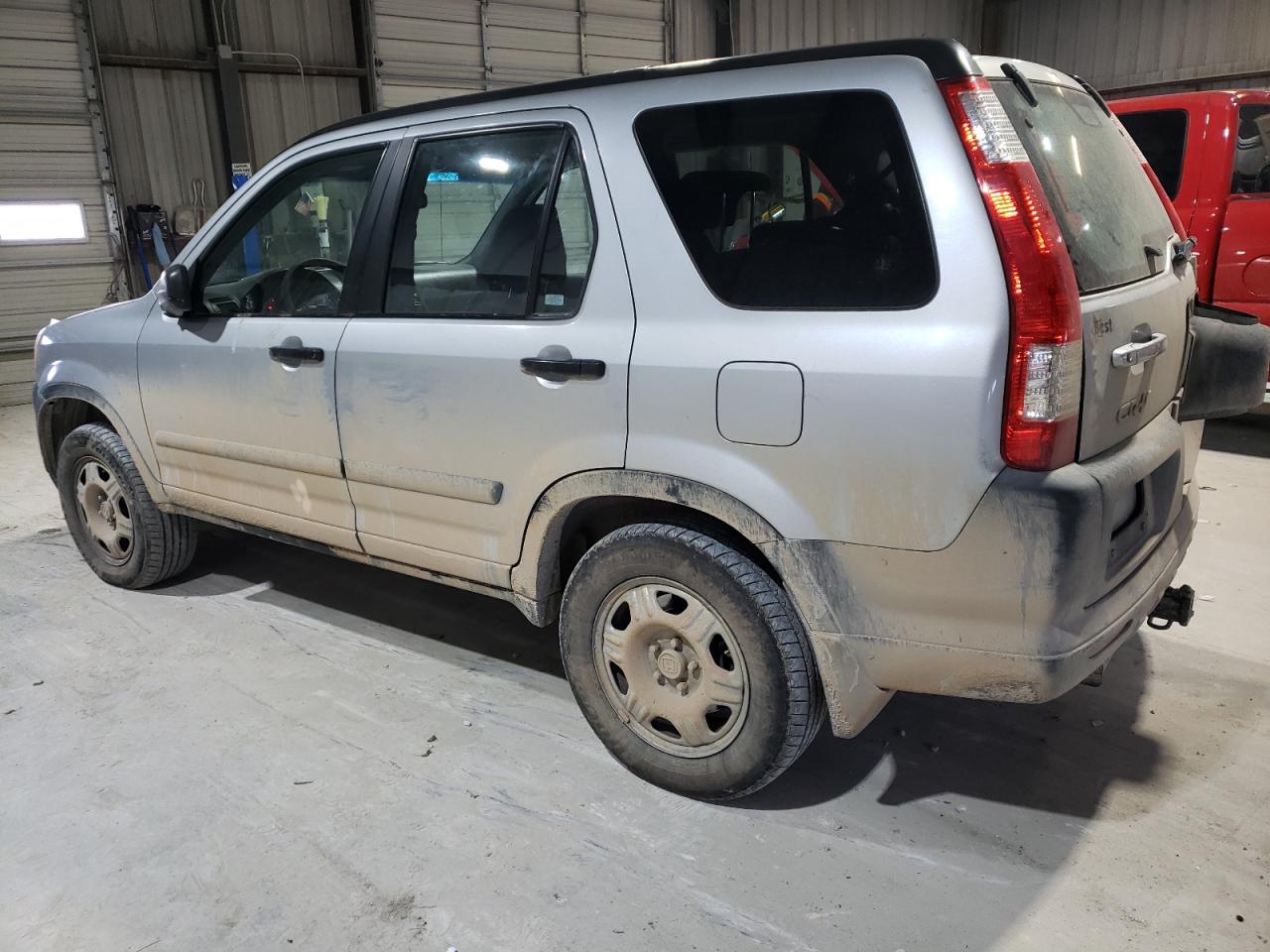 2005 Honda CR-V - Image 2