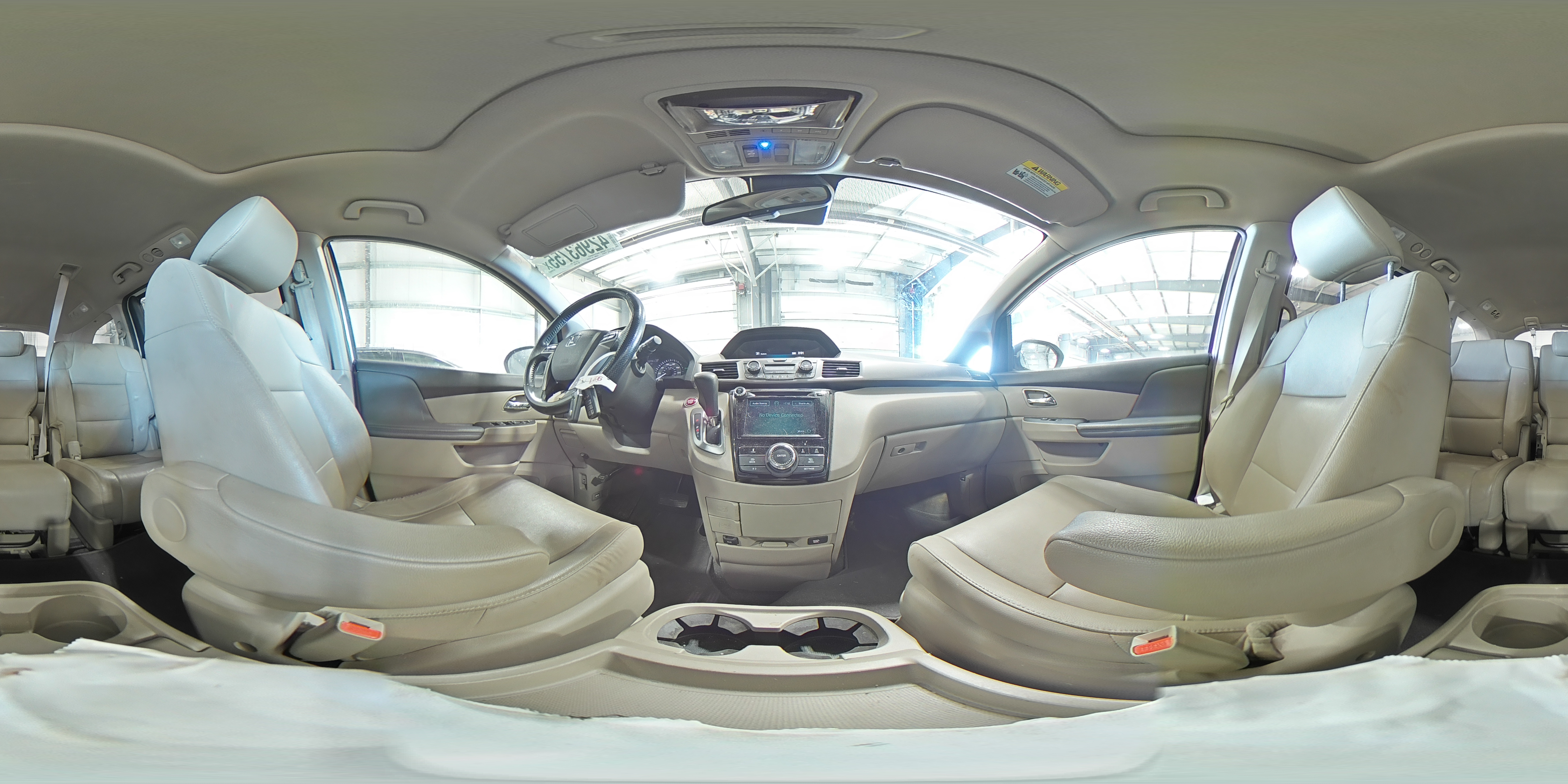 2015 Honda Odyssey - Image 15